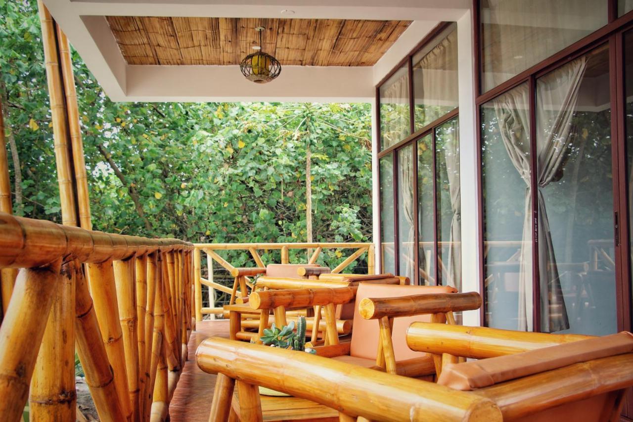 Seaside Garden Ecolodge Mompiche Esterno foto