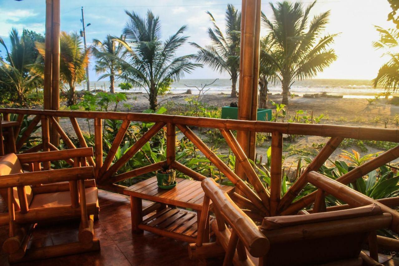 Seaside Garden Ecolodge Mompiche Esterno foto